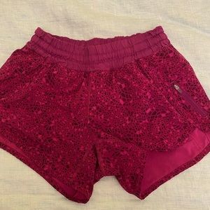 Lululemon size 4 shorts